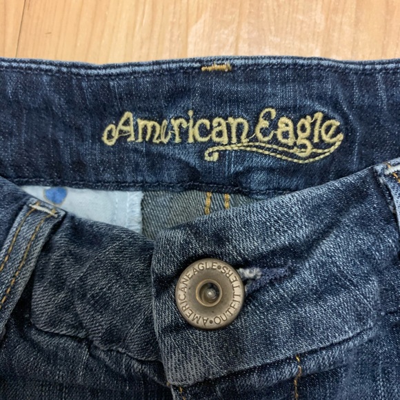 🌺 2/$25 American Eagle denim shorts - Picture 5 of 6